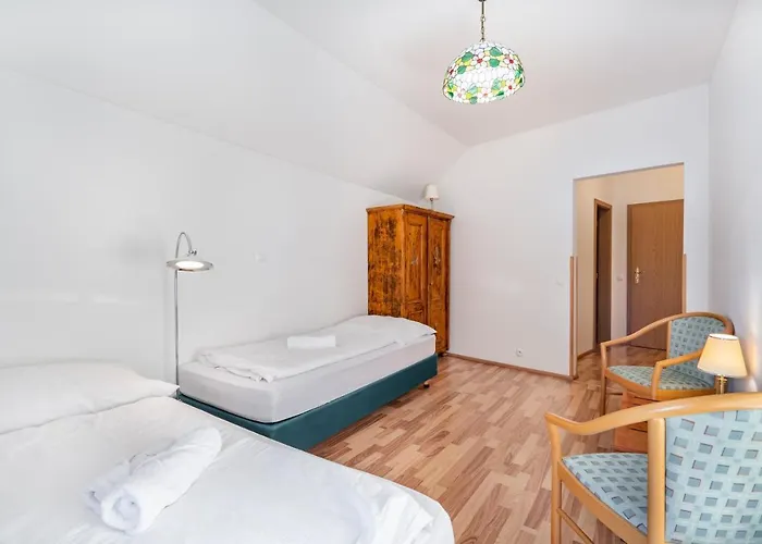Laguna Guest house